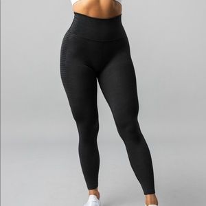 Alphalete HALO leggings